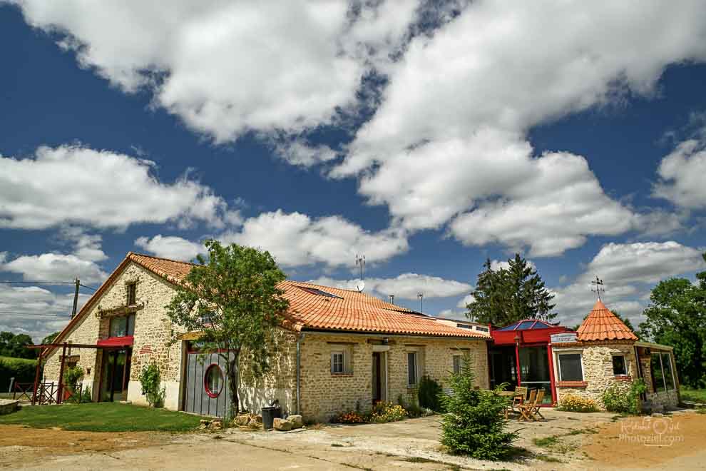 Grand gît de groupe avec salle